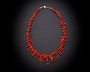 Single strand red mediterranean coral frangia necklace